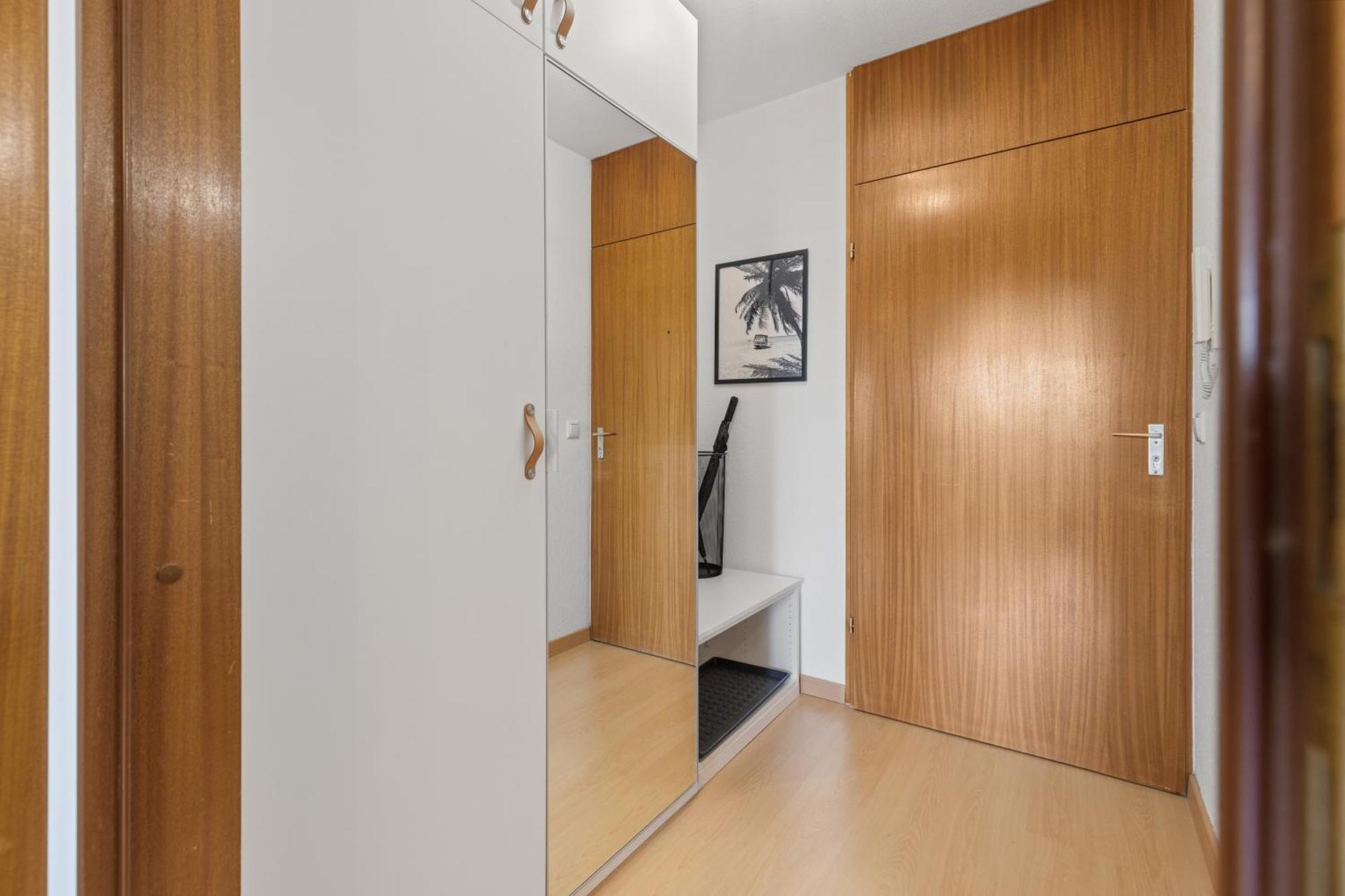 Sonniges City-Apartment Mit Suedbalkon Und Parklatz Neusass Exterior photo